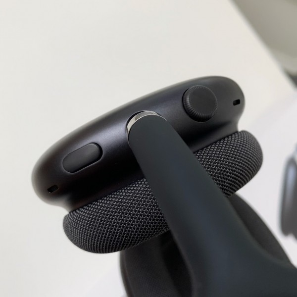 Apple AirPods Max