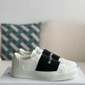 「#2060」Givenchy Urban Street Sneakers