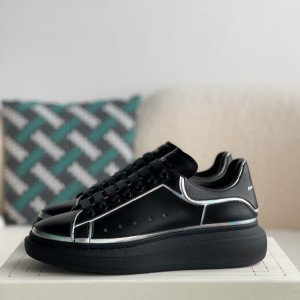 「#2061」Alexander McQueen MQ golden cowhide tail Air cushion bottom Sneakers