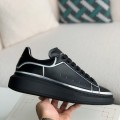 「#2061」Alexander McQueen MQ golden cowhide tail Air cushion bottom Sneakers