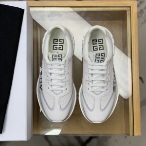 「#574」Givenchy Sneakers