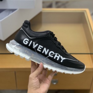 「#575」Givenchy Sneakers