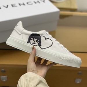 「#577」Givenchy Urban Street Sneakers