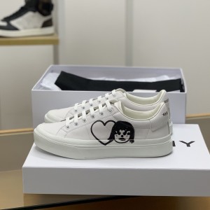 「#577」Givenchy Urban Street Sneakers
