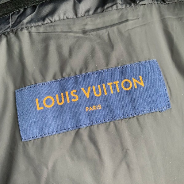 LOUIS VUITTON Logo Down Jacket