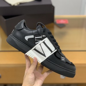 「#596」Valentino sneakers