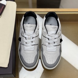 「#598」Valentino sneakers