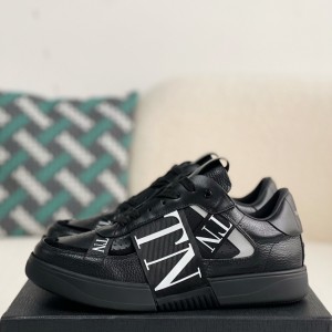 「#601」Valentino sneakers