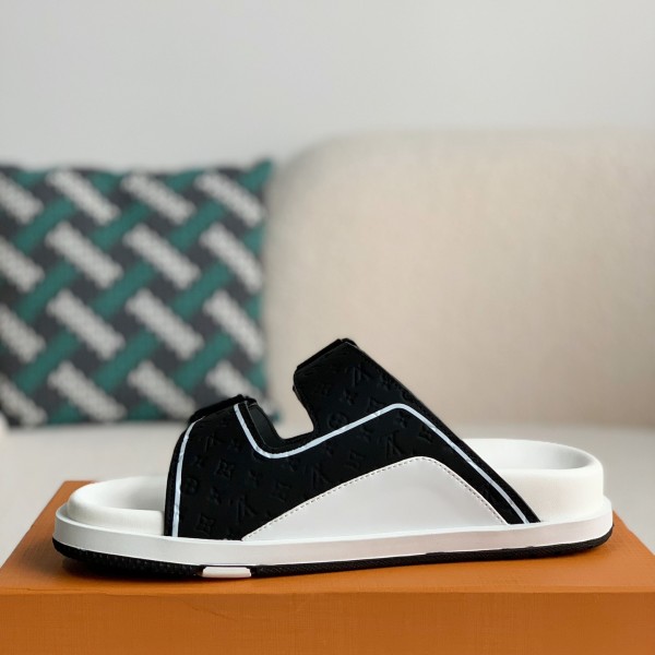 LOUIS VUITTON  MAN SLIPPERS