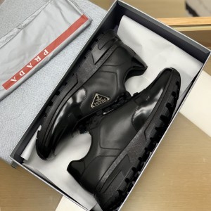 「#628」Prada Sneakers
