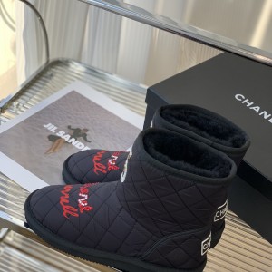 「#637」Chanel Snow boots FW style