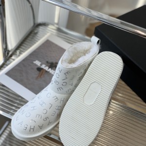 「#638」Chanel Snow boots FW style