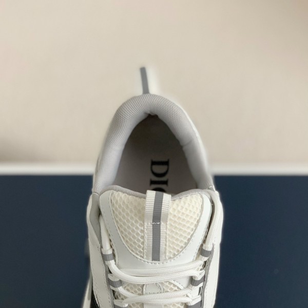 DIOR Classic B22 Clunky Sneaker