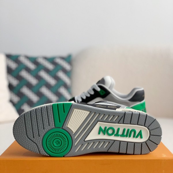 LOUIS VUITTON TRAINER Sneakers