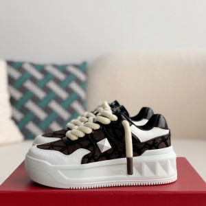 「#2257」Valentino One Stud Sneakers