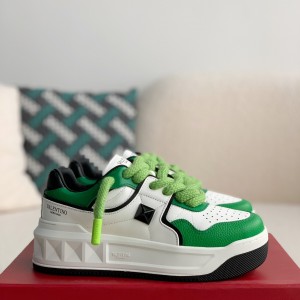 「#2259」Valentino One Stud Sneakers