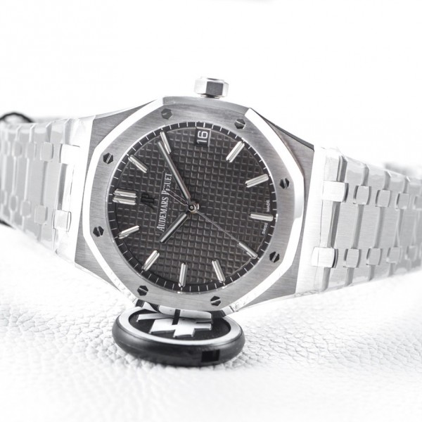 Audemars Piguet Royal Oak 15500 Series Men