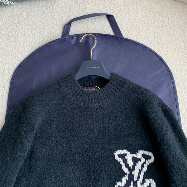 Louis Vuitton Clothes