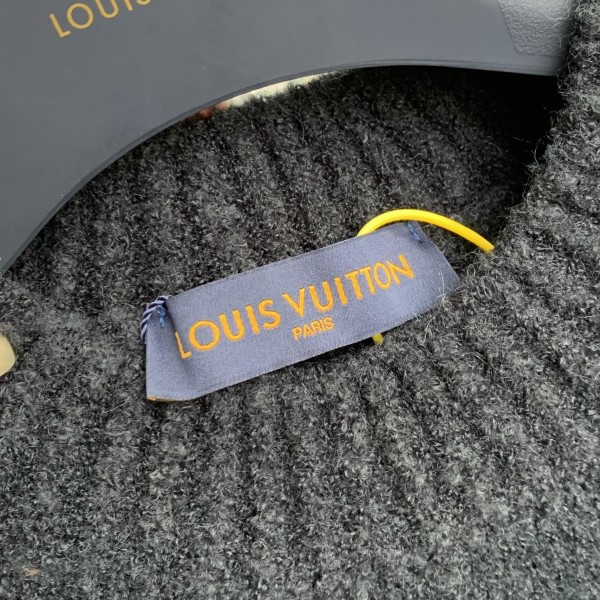 Louis Vuitton Clothes