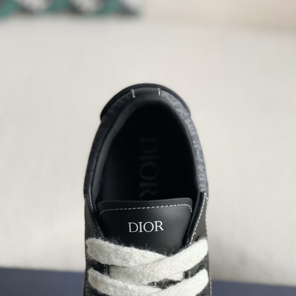 DIOR New B33 Sneaker