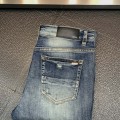 「#1847」Amiri slim fit petite straight jeans