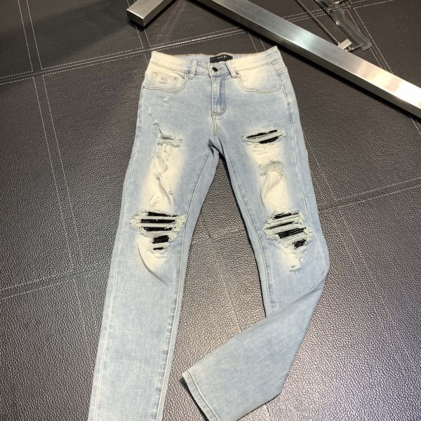 「#1846」Amiri slim fit petite straight jeans
