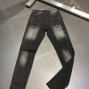 「#1844」Amiri slim fit petite straight jeans