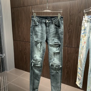 「#1833」Amiri slim fit petite straight jeans