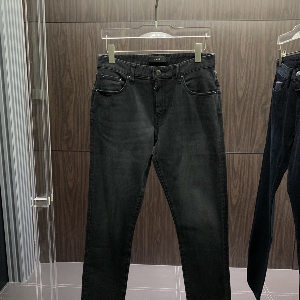 「#1828」Amiri slim fit petite straight jeans