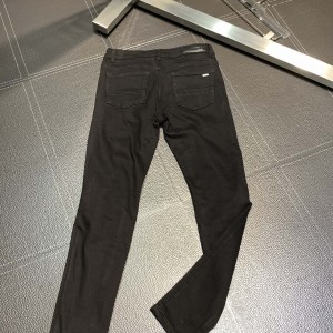 「#1826」Amiri slim fit petite straight jeans