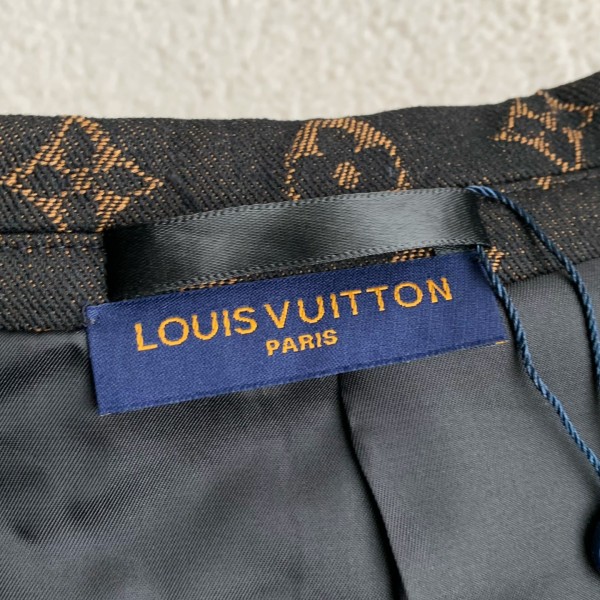 Louis Vuitton Casual suit