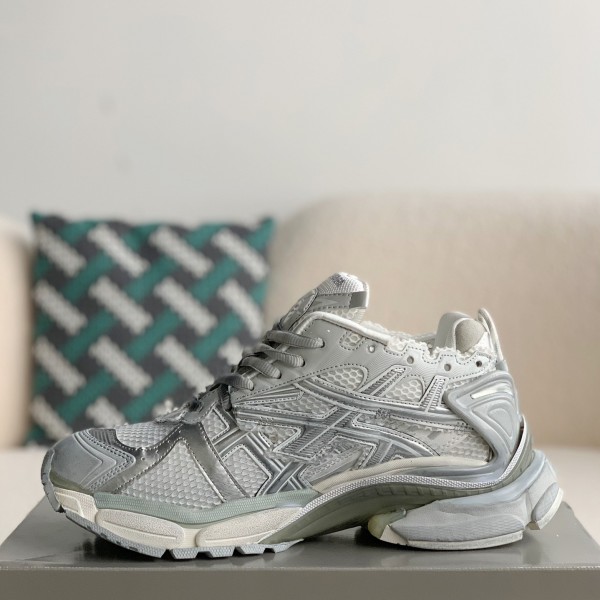Balenciaga Runner Sneakers