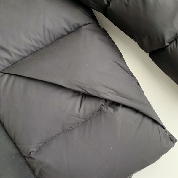 Moncler Montbeliard down jacket
