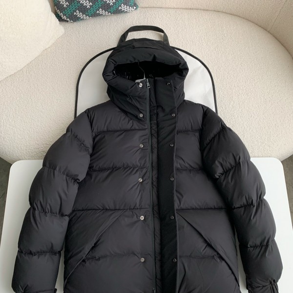 Moncler Montbeliard down jacket