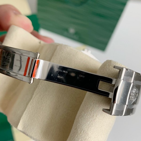 Rolex RE Log Men