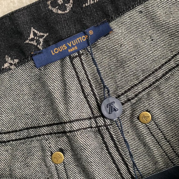 Louis Vuitton costumes