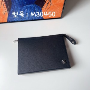 「#2431」LOUIS VUITTON logo calfskin protective case clutch M30450