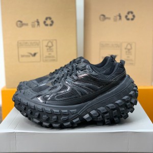 「#735」Balenciaga Bouncer Screw Sneakers
