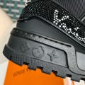 「#2443」LOUIS VUITTON TRAINER Sneakers