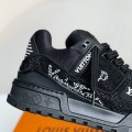 「#2443」LOUIS VUITTON TRAINER Sneakers