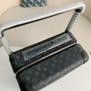 「#2461」Louis Vuitton Suitcase  20 inches