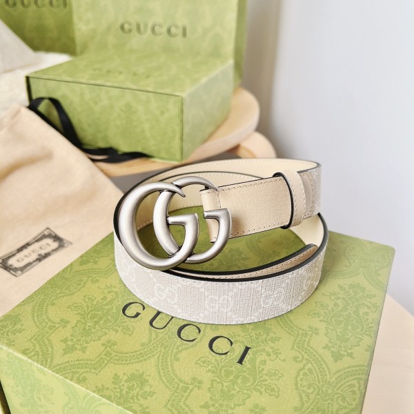 GUCCi  Ladies  Belt