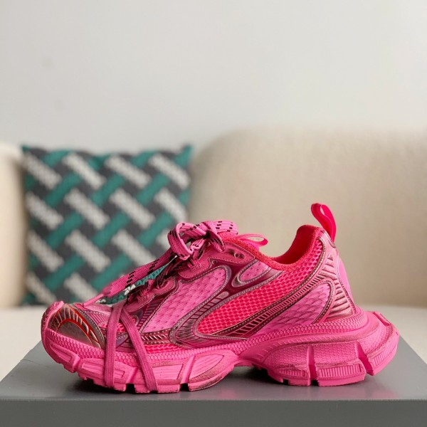 Balenciaga Runner Sneaker