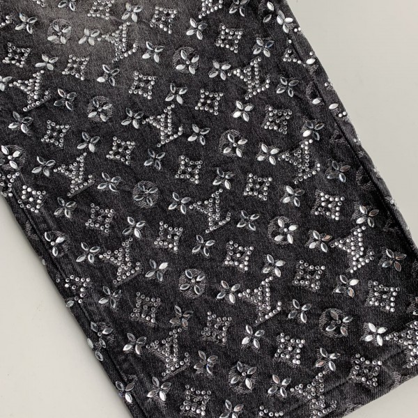 Louis Vuitton costumes