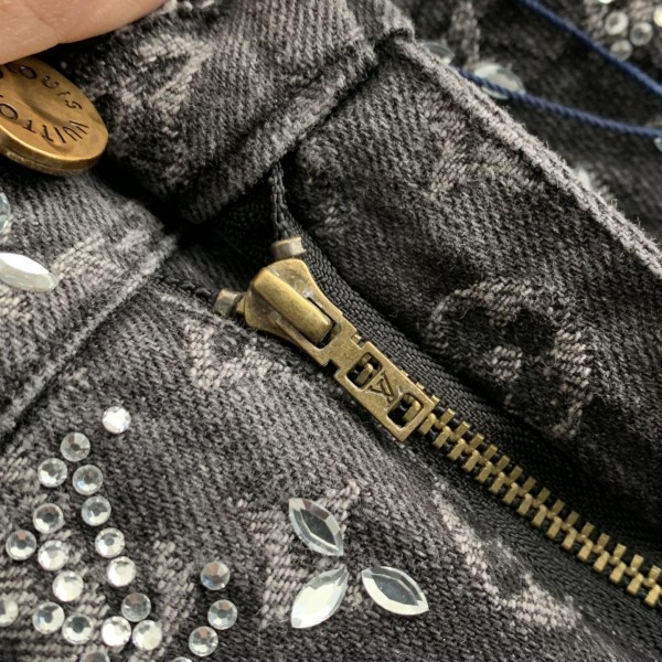 Louis Vuitton costumes