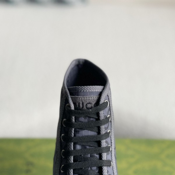Gucci High-top shoes