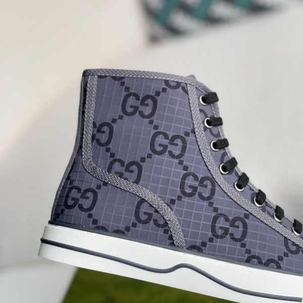 Gucci High-top shoes