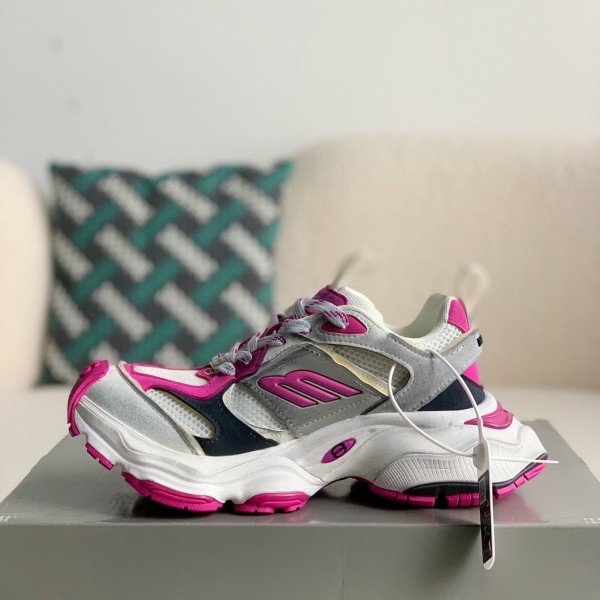 Balenciaga Runner Sneaker