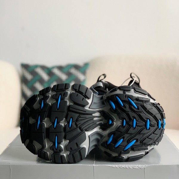 Balenciaga Runner Sneaker