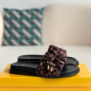 「#2574」Fendi slippers